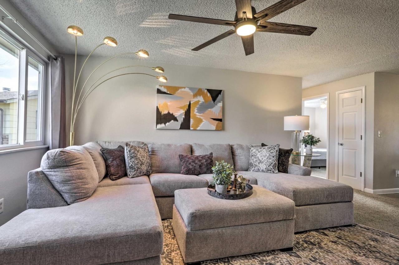 Duplex With Private Yard 3 Mi To Downtown Loveland! Exterior foto