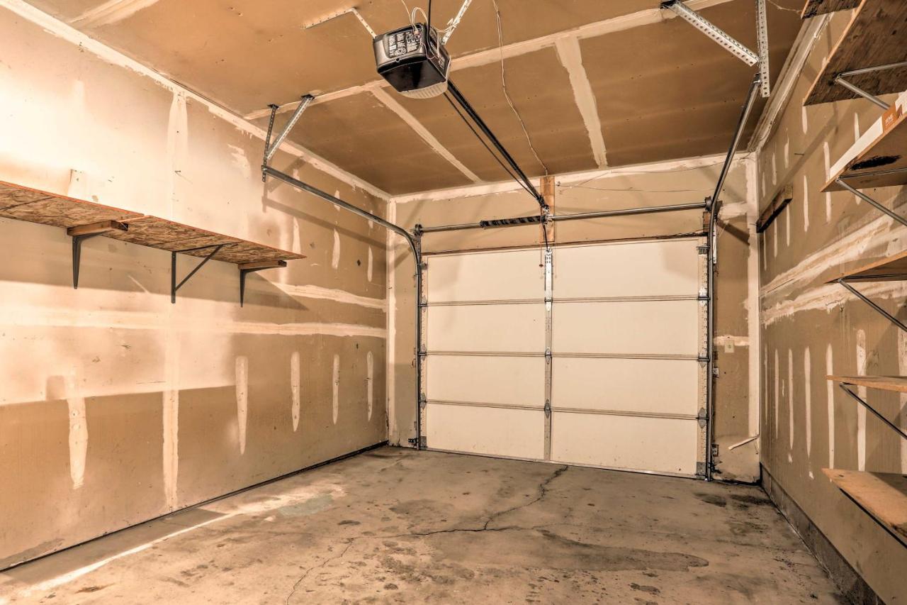 Duplex With Private Yard 3 Mi To Downtown Loveland! Exterior foto